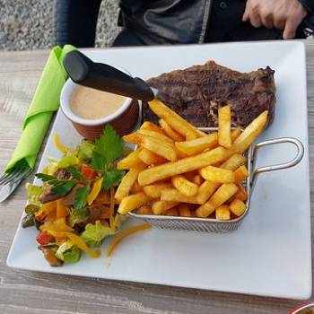 Bar restaurant Laroque des Albères